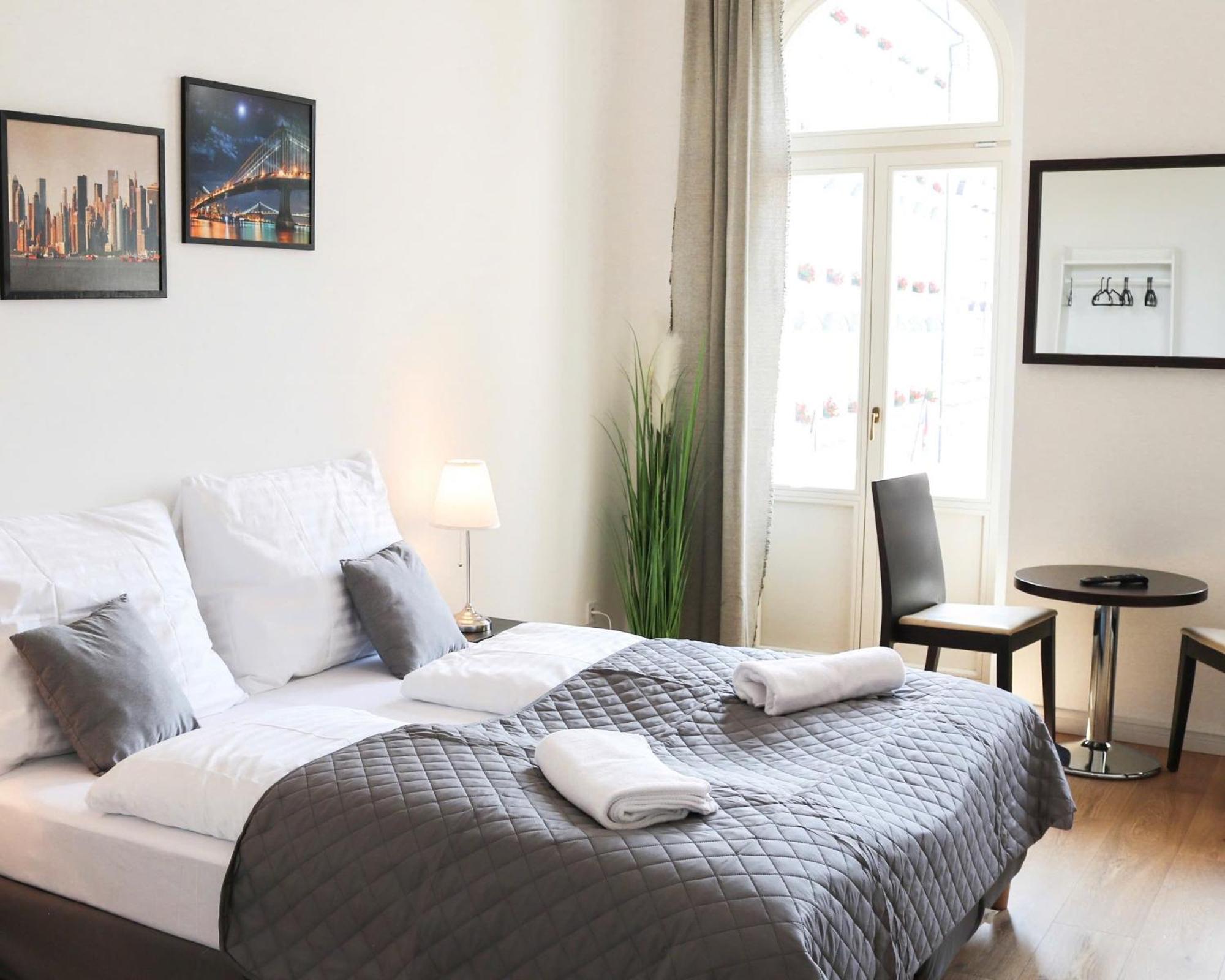 Rose And Apartahotel 3*